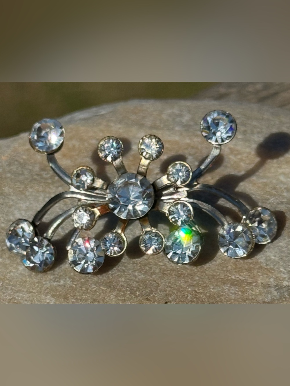 Vintage Mid Century Clear Rhinestone Starburst Spray Brooch